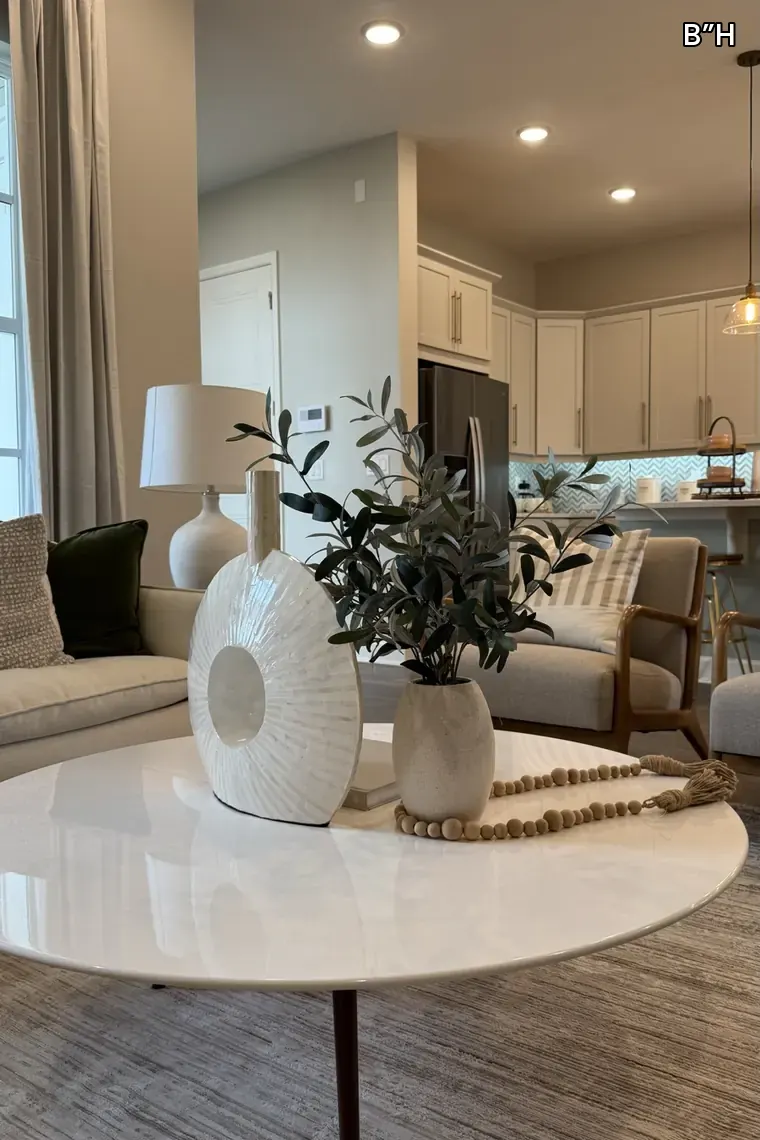 Home interior finish and detailing in Miami by ECO Constract